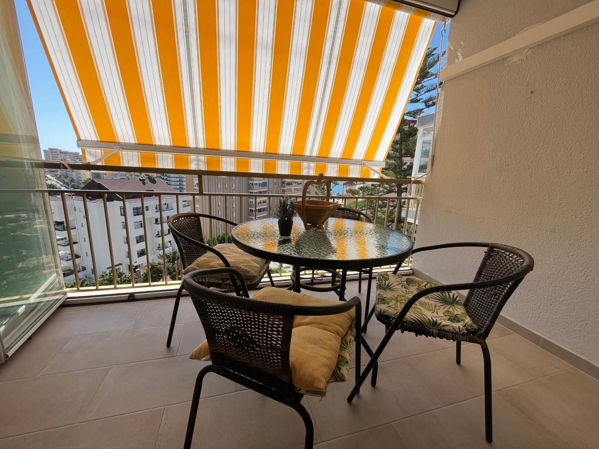 Apartamento Kristie Fuengirola Bagian luar foto