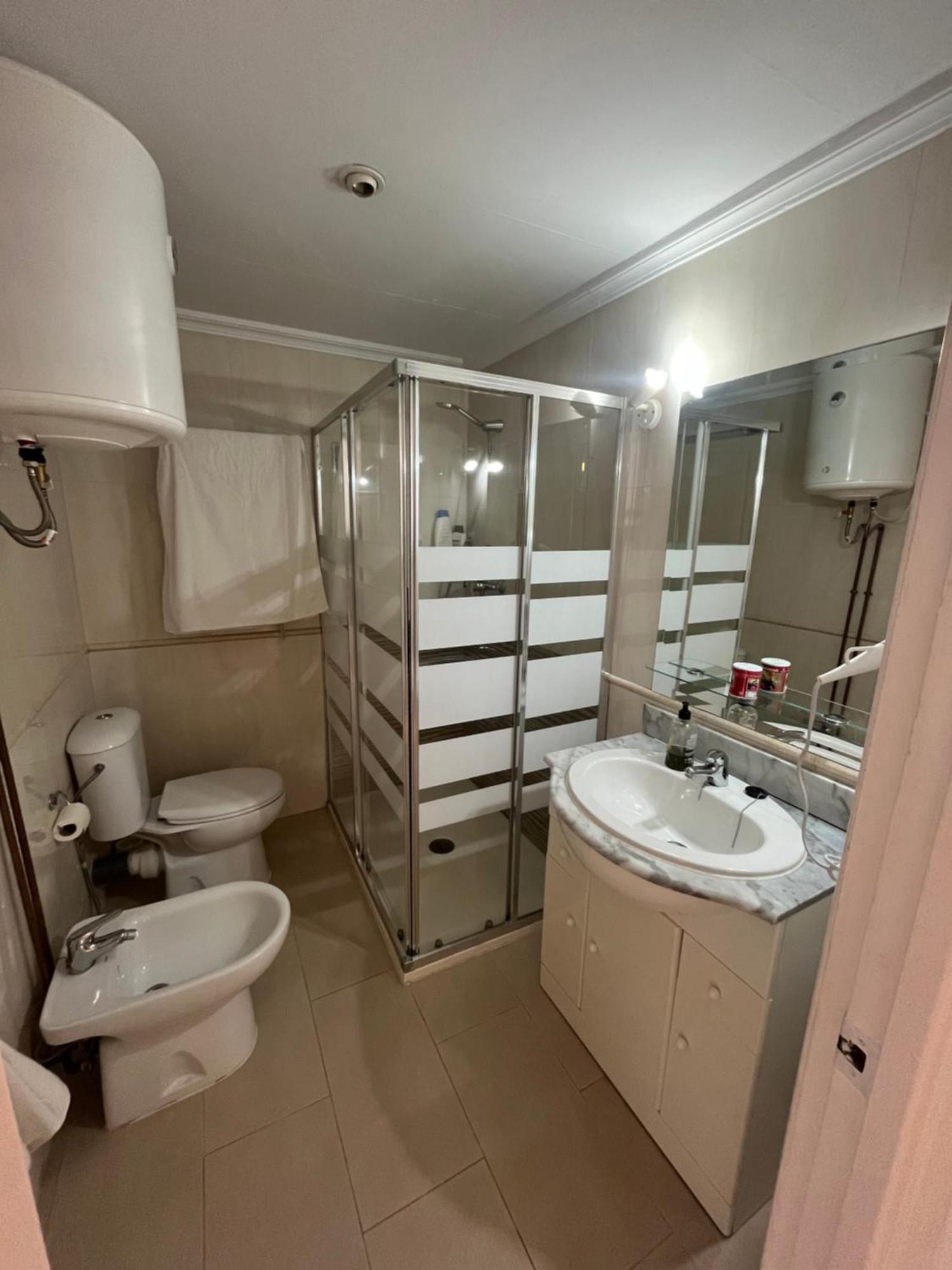 Apartamento Kristie Fuengirola Bagian luar foto